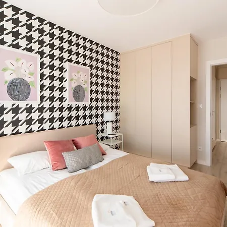 公寓 Whiteblue 55 Blizej Morza 科沃布热格