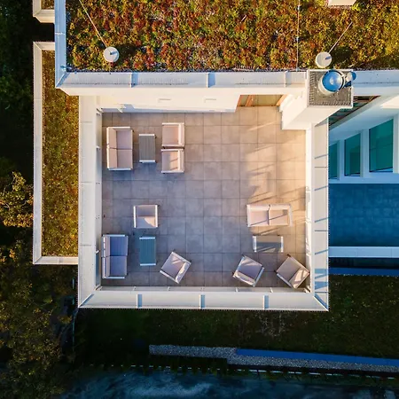 Whiteblue 55 Blizej Morza *